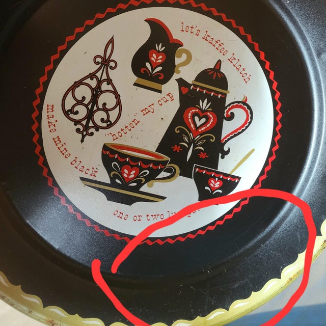 Mid 20th Century Vintage Mid-Century Modern Large Metal Tray From Pennsylvania Dutch County For Sale - Image 5 of 6