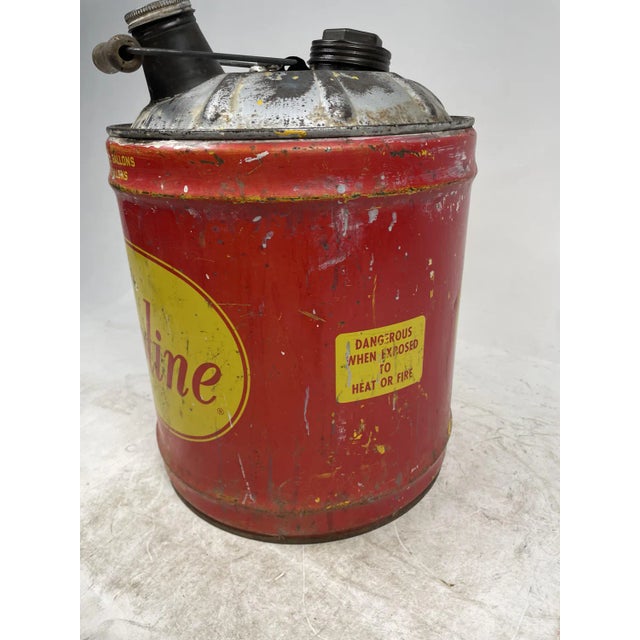 Vintage American Gasoline Petrol Can in Metal, 1940s For Sale - Image 6 of 13