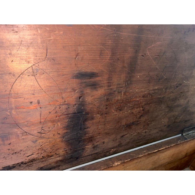 Circa 1820-1840 New England Painted Pine Chest For Sale - Image 4 of 13