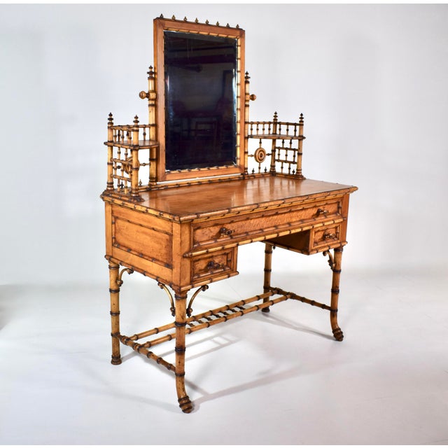 Traditional Bird's-Eye Maple Faux Bamboo Dressing Table and Chair by R J Horner & Co For Sale - Image 3 of 12