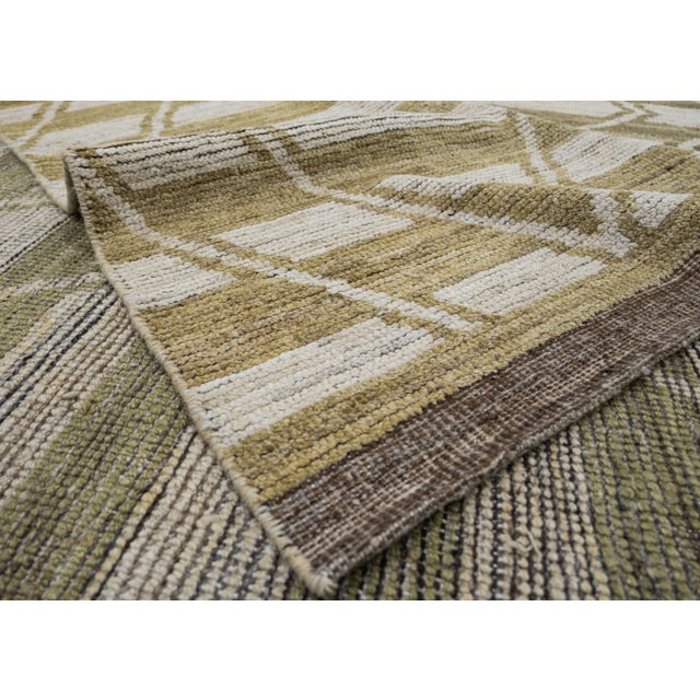 Hand Knotted Modern Moroccan Rug 9'2" x 11'11" For Sale - Image 4 of 6