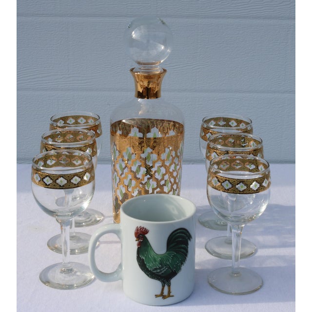 Mid-Century Modern 1960's Culver Valencia 22k Gold Green Diamond Decanter, Stopper and 6 Wine Glasses For Sale - Image 3 of 8