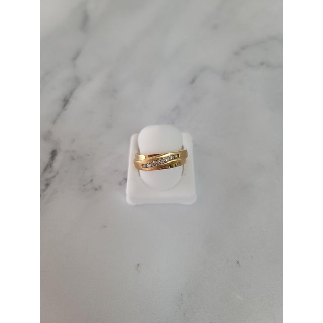 Mens Diamond Wedding Band .35cttw 10k Yellow Gold, Size 11 For Sale - Image 4 of 5