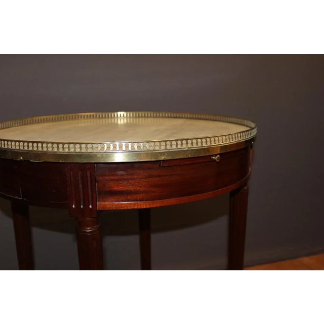Louis XVI Table in Mahogany and Brass, 1890s For Sale - Image 3 of 13