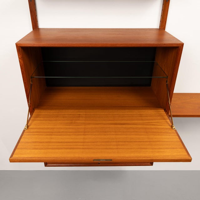 Brown Vintage Danish Mid-Century Royal System by Poul Cadovius in Teak For Sale - Image 8 of 11