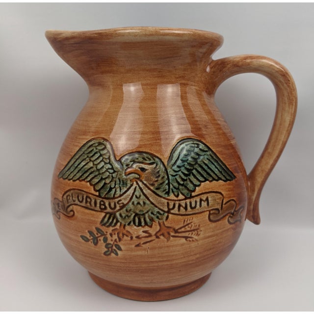 American Vintage Pennsbury Pottery Pennsylvania Dutch Pitcher & Mug Set - Five Pieces For Sale - Image 3 of 17