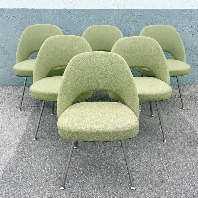 Mid-Century Modern 2001 Saarinem Executive Side Chairs for Knoll, Model 72c - Set of 6 For Sale - Image 3 of 11