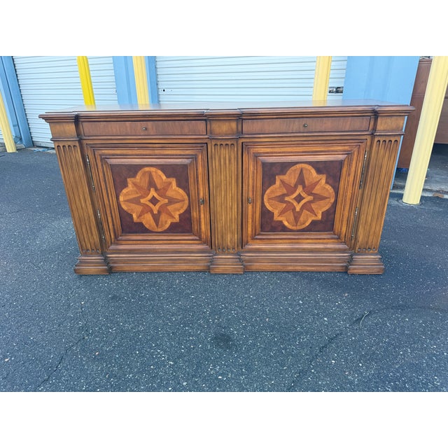 Wood 1980s Ethan Allen Lombard Marquetry Console Bar Sideboard Credenza For Sale - Image 7 of 11