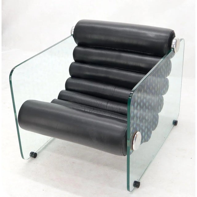 Italian Mid-Century Modern super comfortable adjustable sling upholstery hyaline chair by Fabio Lenci, 1974.