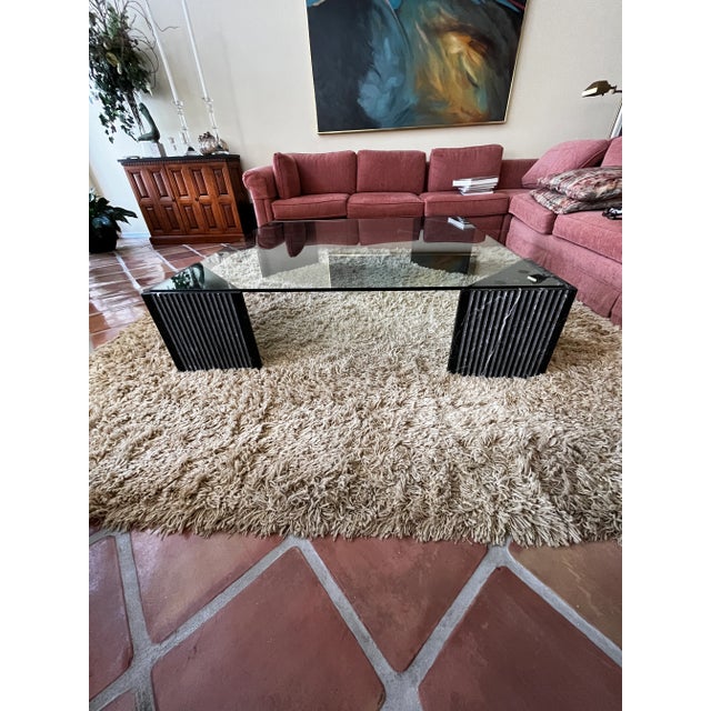 Contemporary Minimalist Custom Made Italian Fluted Marble and Glass Coffee Table For Sale - Image 3 of 7