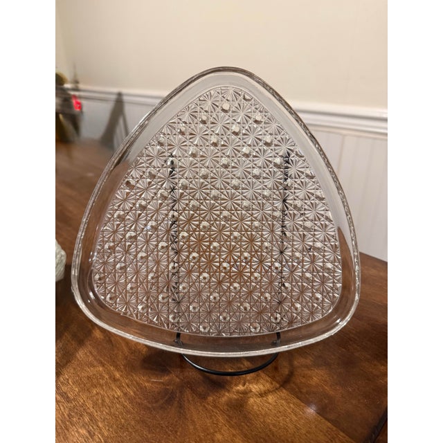 Mid 20th Century Indiana Glass Daisy and Button Pattern Snack Plates and Cups - Set of 7 For Sale - Image 12 of 12