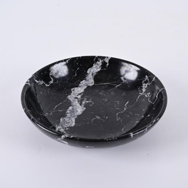 Mid-Century Modern Mid-Century Italian Black Marble with White Grains Round Bowl, 1950s For Sale - Image 3 of 18
