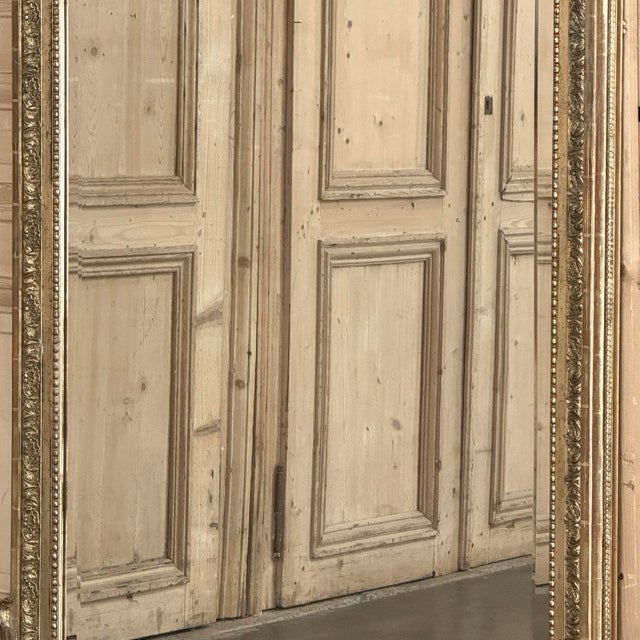 19th Century French Louis XVI Giltwood Mirror With Lovebirds For Sale - Image 12 of 18