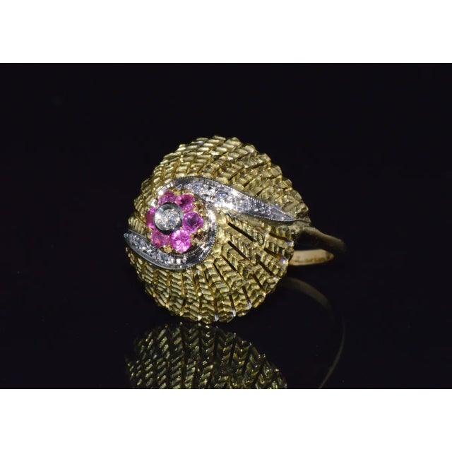 Vintage Natural .50Cts VS G Diamond Ruby 18K Solid Gold 2 Tone Bombay Dome Ring, size 7.25 For Sale - Image 4 of 11