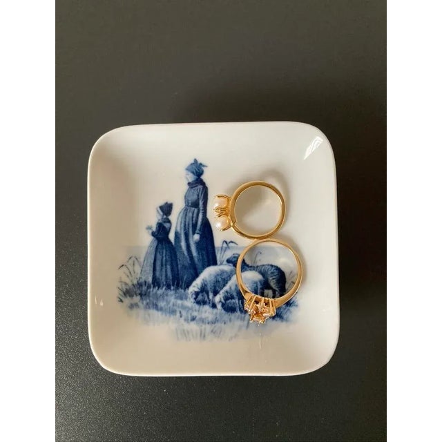 Mid-Century Modern Antique Danish Porcelain White & Blue Jewelry Dish by Royal Copenhagen For Sale - Image 3 of 12