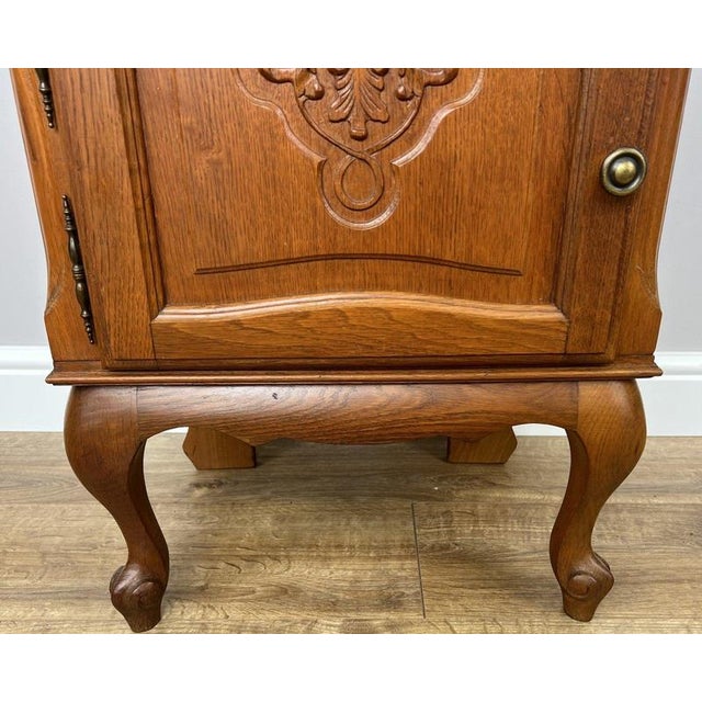 Vintage French Louis Style Oak Bedside Tables, Set of 2 For Sale - Image 6 of 12