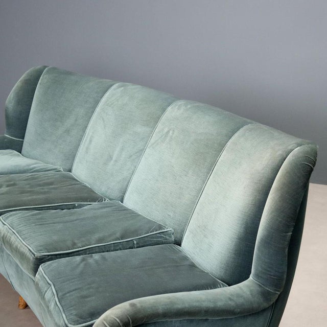 Vintage Bean-Shaped Sofa in Velvet, 1950s For Sale - Image 3 of 10