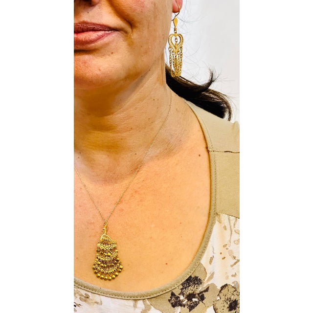 Vintage 21 Kt Yellow Gold 7.5 Gm Heart Dangling Earrings, 2.6 Inch Long For Sale - Image 14 of 18