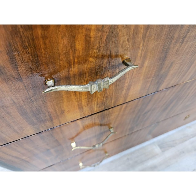Art Deco Chest of Drawers in Mahogany Burl with Brass Handles, 1940 For Sale - Image 9 of 18