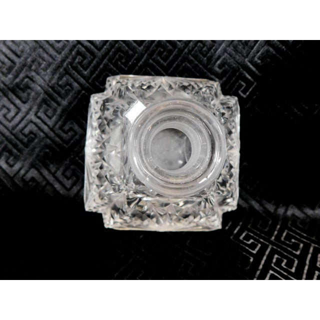 1950s Cut Glass Perfume Bottle With Tall Flower Shaped Stopper For Sale - Image 4 of 4