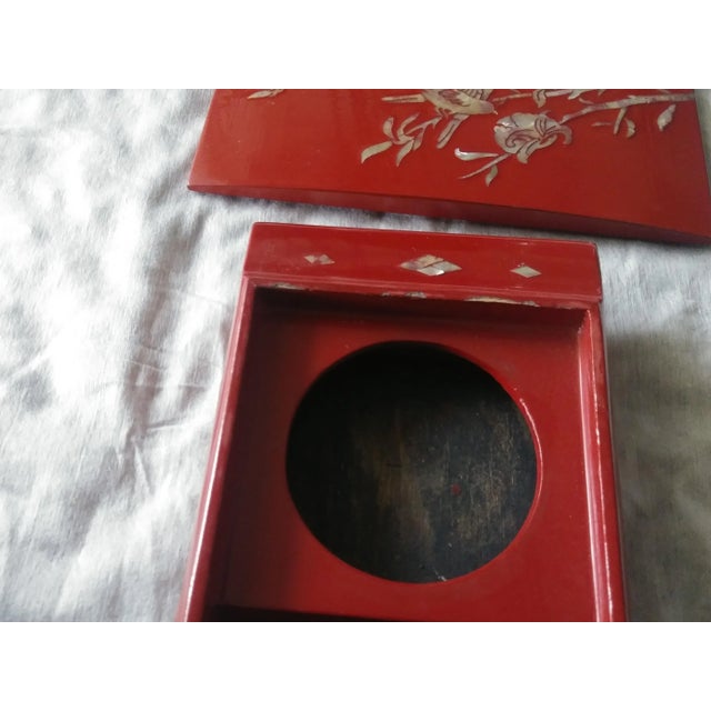 Chinoiserie Late 20th Century Red Lacquer Mother of Pearl Inlay Ink Box For Sale - Image 3 of 6