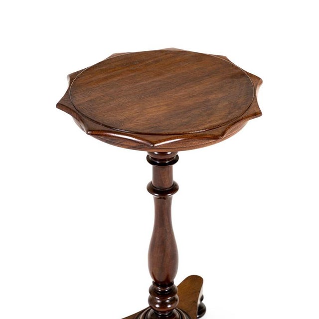 19th Century Wine Table with Scalloped Top For Sale - Image 4 of 12