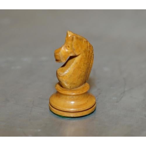 Small Antique Victorian Staunton Pattern Chess Pieces in Box, 1860s, Set of 33 For Sale - Image 11 of 16