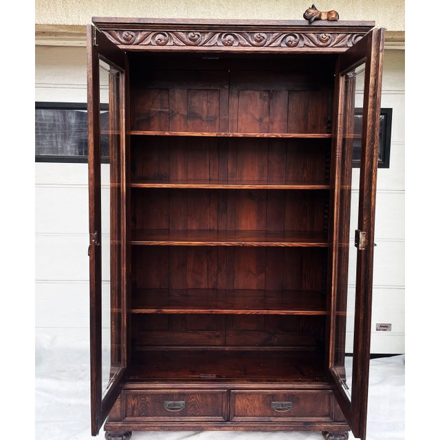 Antique Neo-Renaissance Oak Display Cabinet, 1910 For Sale - Image 13 of 18