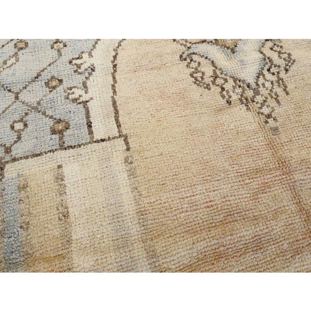 Galerie Shabab Collection Mid-20th Century Turkish Anatolian Throw Rug For Sale - Image 4 of 7