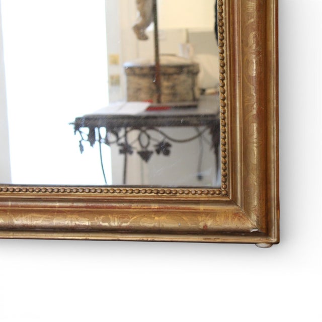19c French Antique Gilded Louis Philippe Mirror With Flower Detail For Sale - Image 4 of 5