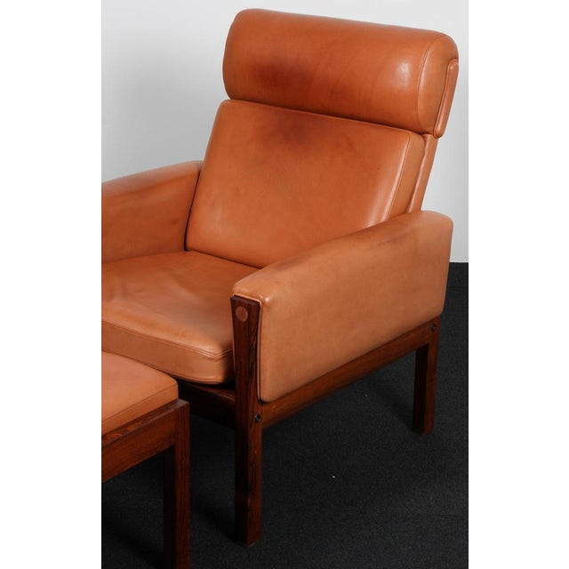 Set of Model AP62 Lounge Chair and Ottoman in Leather by Hans J. Wegner, 1960s For Sale - Image 4 of 12