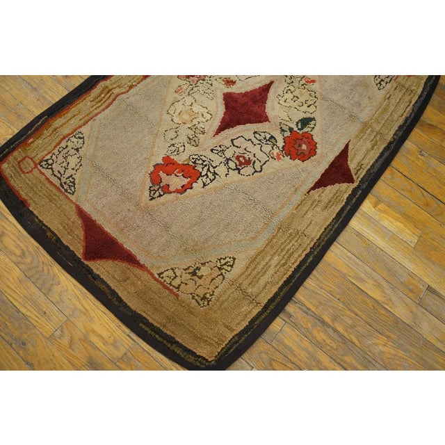 1890s Medallion Roses Beige Ground Folk Art Antique Amercian Hooked Small Rug For Sale In New York - Image 6 of 9