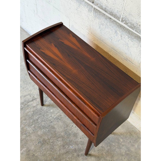 Small Rosewood 3-Drawer Dresser With Sculpted Handle Pulls Danish Mid-Century Modern 1960s For Sale - Image 4 of 11