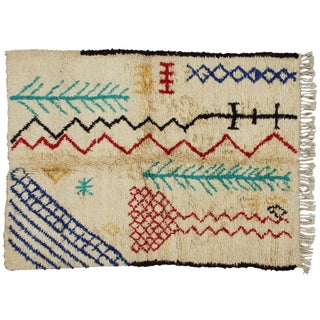 Vintage Hand-Knotted Moroccan Rug - 6'8'' x 4'8'' For Sale