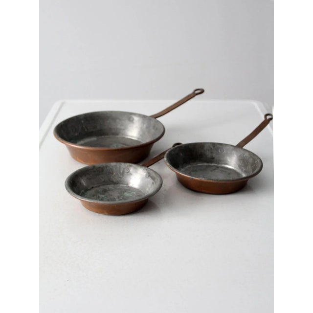 Antique Copper Pans Set of 3 For Sale - Image 4 of 11