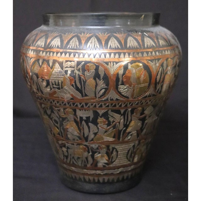 Traditional 1960s Egyptian Cairo Ware Mixed Metal Pharaonic Revival Vase For Sale - Image 3 of 12