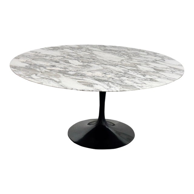 Eero Saarinen for Knoll Studio Arabescato Marble Dining Table, 60 Inch For Sale