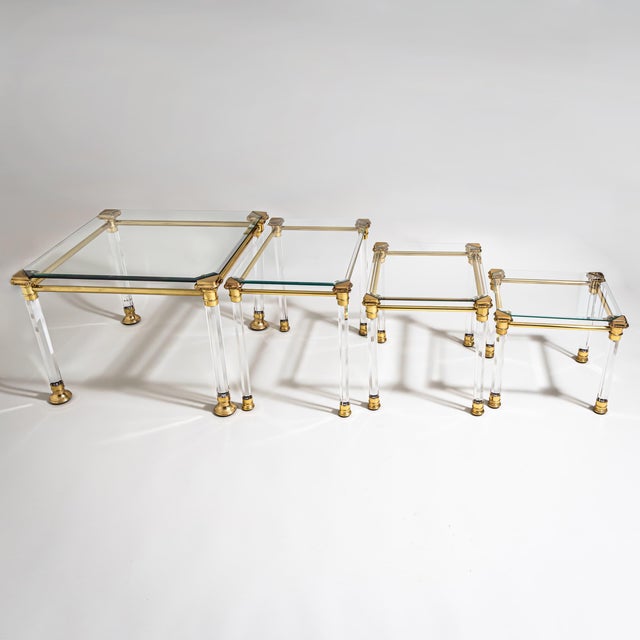 1950s Coffee Tables in Acrylic Glass and Brass, Italy, 1950s, Set of 2 For Sale - Image 5 of 13