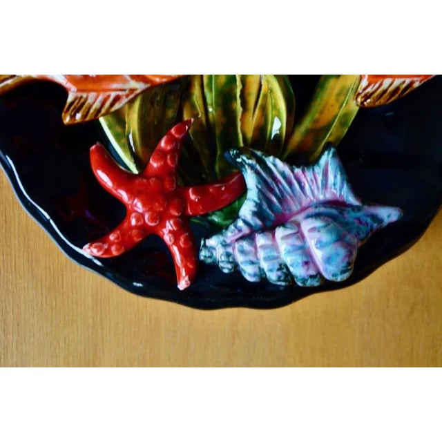 This beautiful set of seabed is an artisanal production in the south of France. Colorful, richly ornamed, textured,...