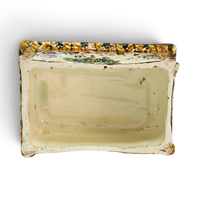 Mid-20th Century Italian Renaissance Revival Majolica High-Relief Ceramic Box For Sale - Image 18 of 18