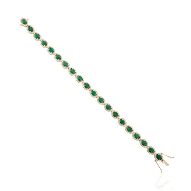 Luxury 8.55ct Emerald Diamond Halo Vintage Tennis Bracelet 18k Yellow Gold For Sale - Image 4 of 13