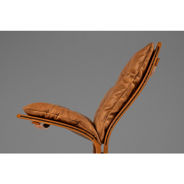 Scandinavian Mid-Century Modern "Siesta" Chair in New Leather Upholstery Attributed to Igmar Relling for Westnofa, Norway, C. 1970's For Sale - Image 10 of 18