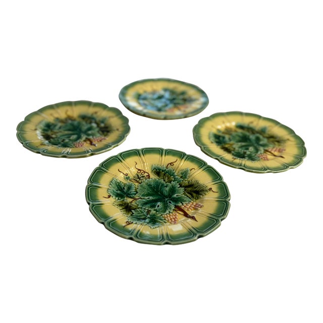 Set of 4 Antique Sarreguemines French Majolica Grape Leaf Plates - C. 1890 For Sale