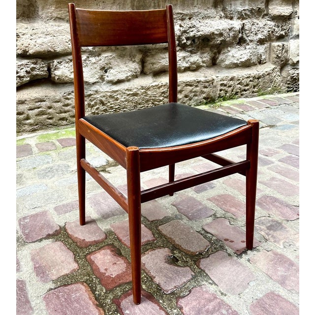 Contemporary Scandinavian Teak Chairs, Set of 4 For Sale - Image 3 of 9