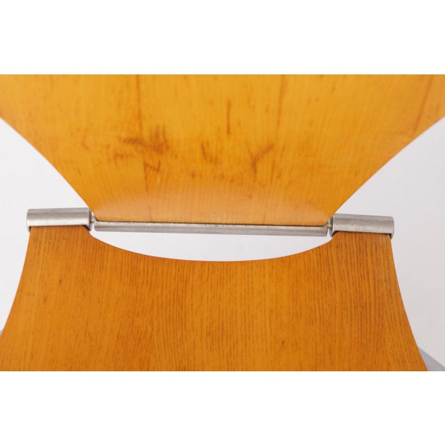 Postmodern Spanish Egoa Chair Model 300 by Josep Mora for Stua, 1988 For Sale - Image 9 of 10