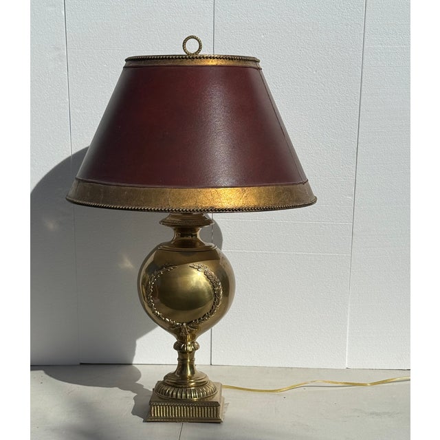 Mid 20th Century Large Gold Neoclassical Hollywood Regency Lamp With Custom Shade For Sale - Image 13 of 18