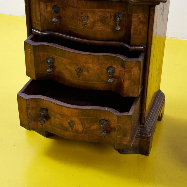 Bedside Tables in Slabed and Threaded Walnut, Set of 2 For Sale - Image 6 of 11