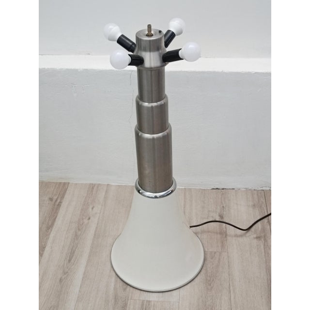 First Edition Pipistrello Floor Lamp by Gae Aulenti for Martinelli Luce, 1960s For Sale - Image 10 of 18