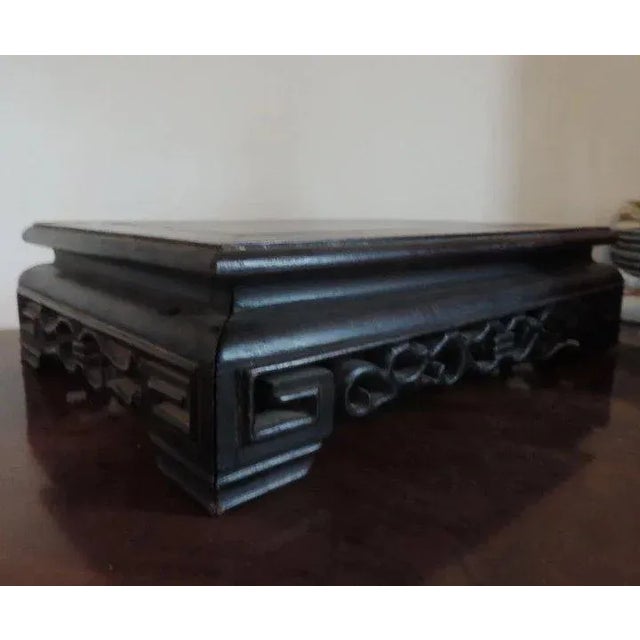 Chinese 19th Century Chinese Carved Mahogany Display Stand Plateau Low Table For Sale - Image 3 of 11