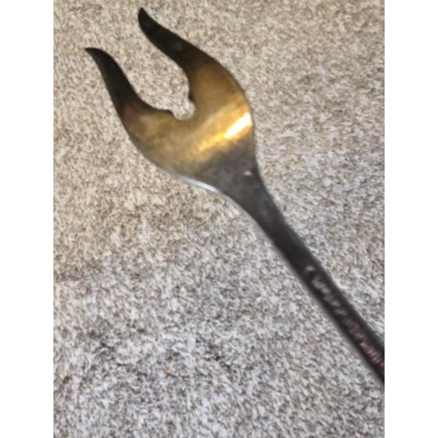 Wm. Rogers & Son Lady Fair 6 Inch Silver-Plated Vintage Cocktail Pickle Fork For Sale In Pittsburgh - Image 6 of 8
